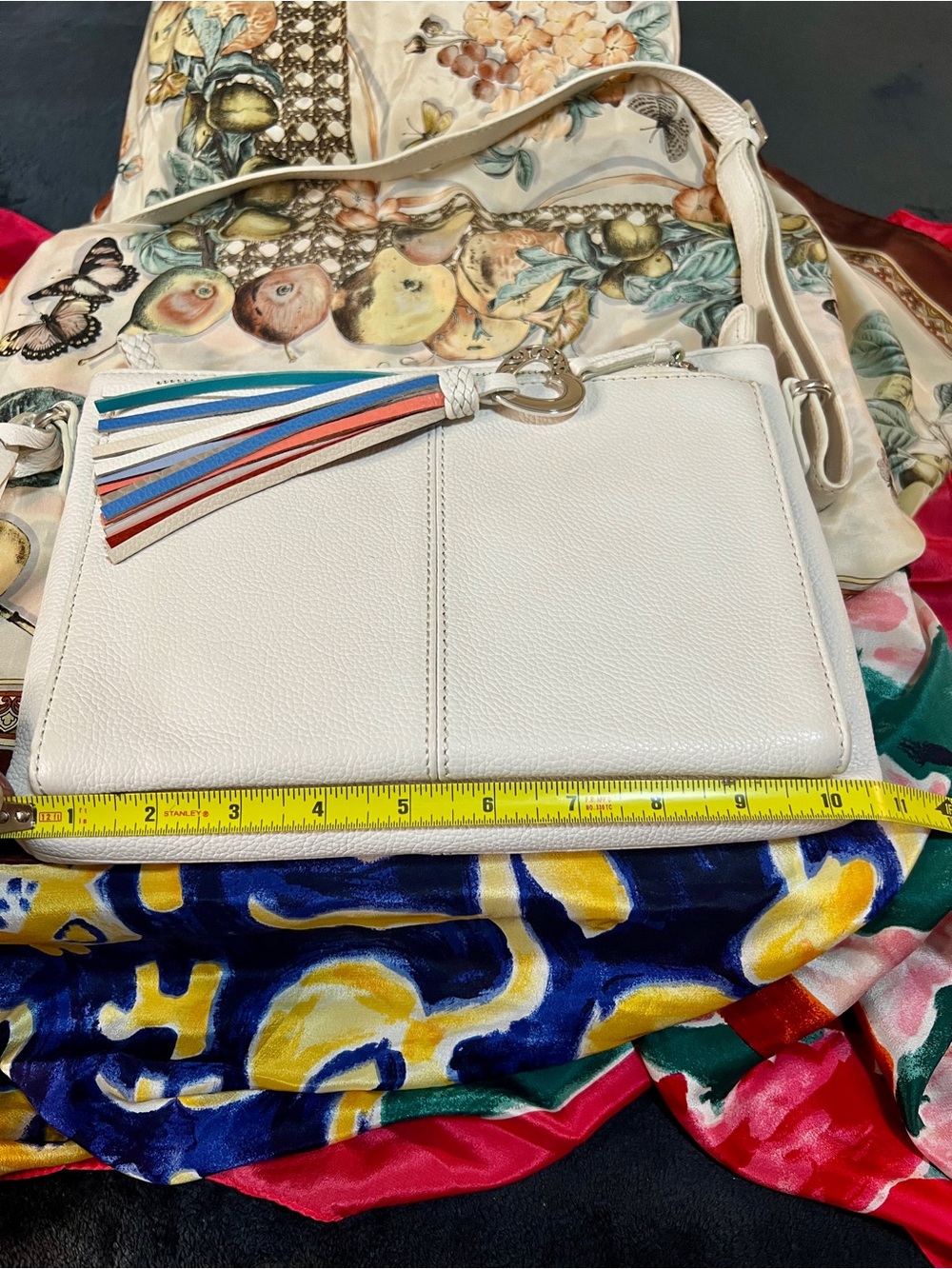 Brighton Barbados White Leather Muti City Organizer Tassel Magnetic Crossbody - Picture 10 of 17